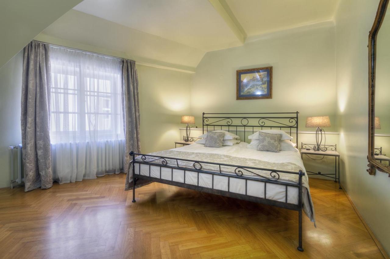 Black Star Suites Prag Dış mekan fotoğraf